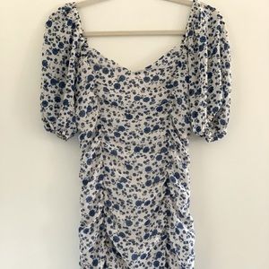 New w/ tags ruched floral dress
